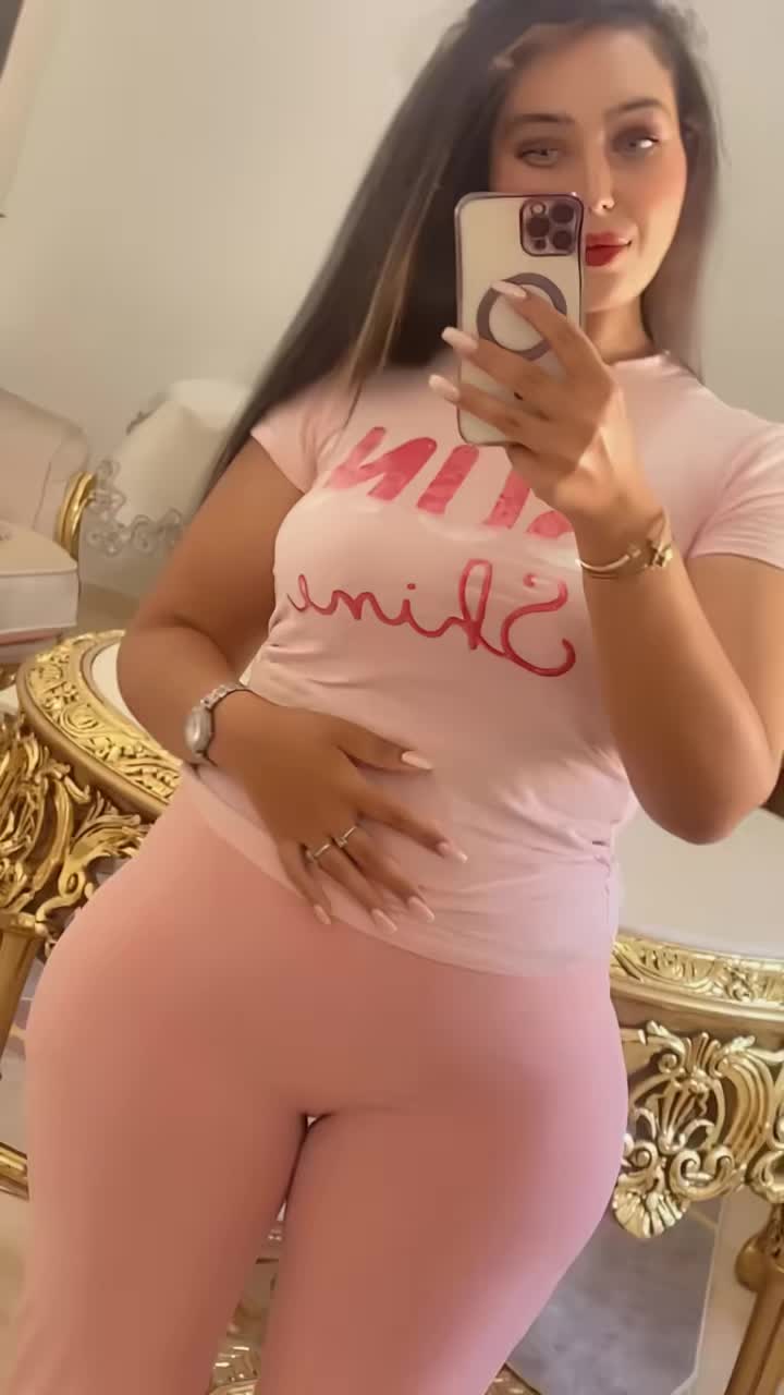 @divaleona369