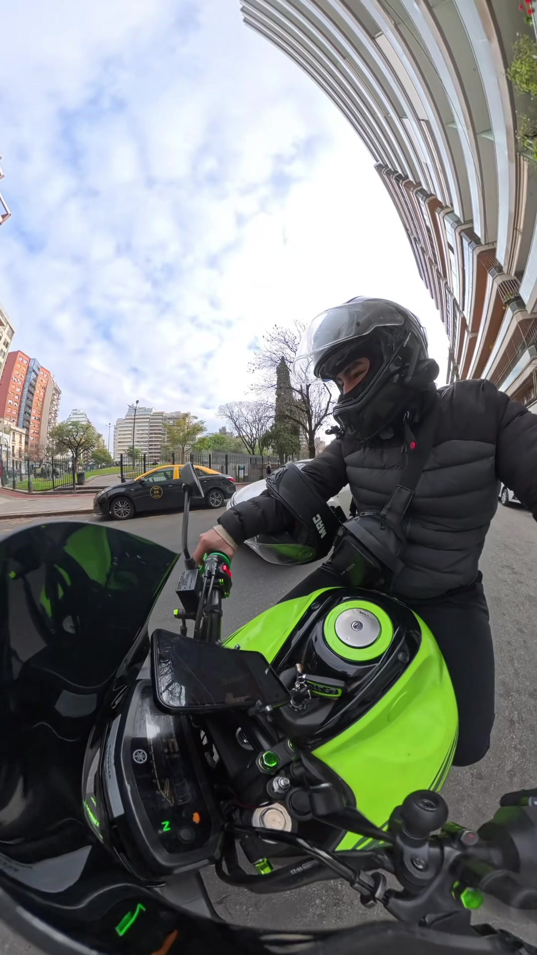 @lauti_motovlog