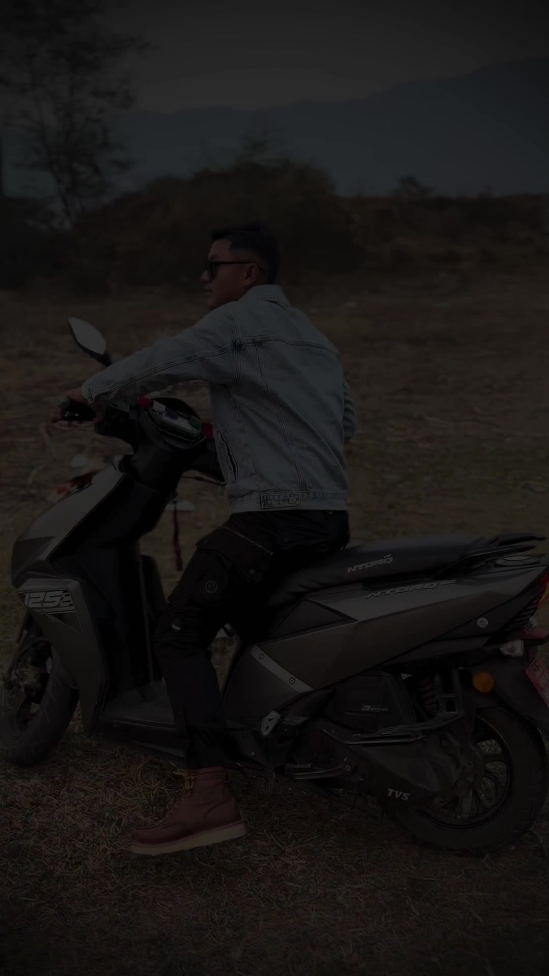 @Ayush Gurung