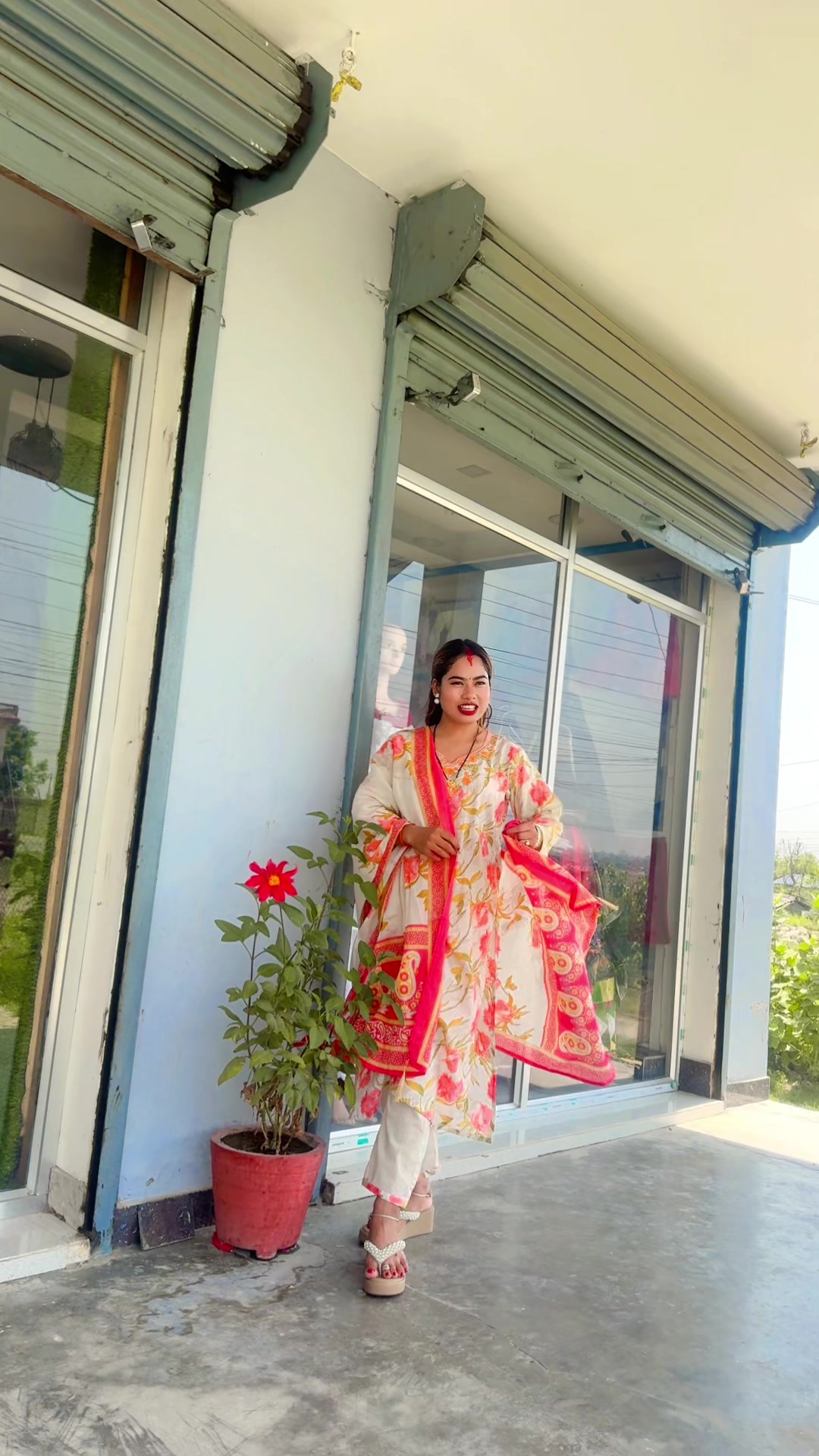 @Sanu_boutique_designs
