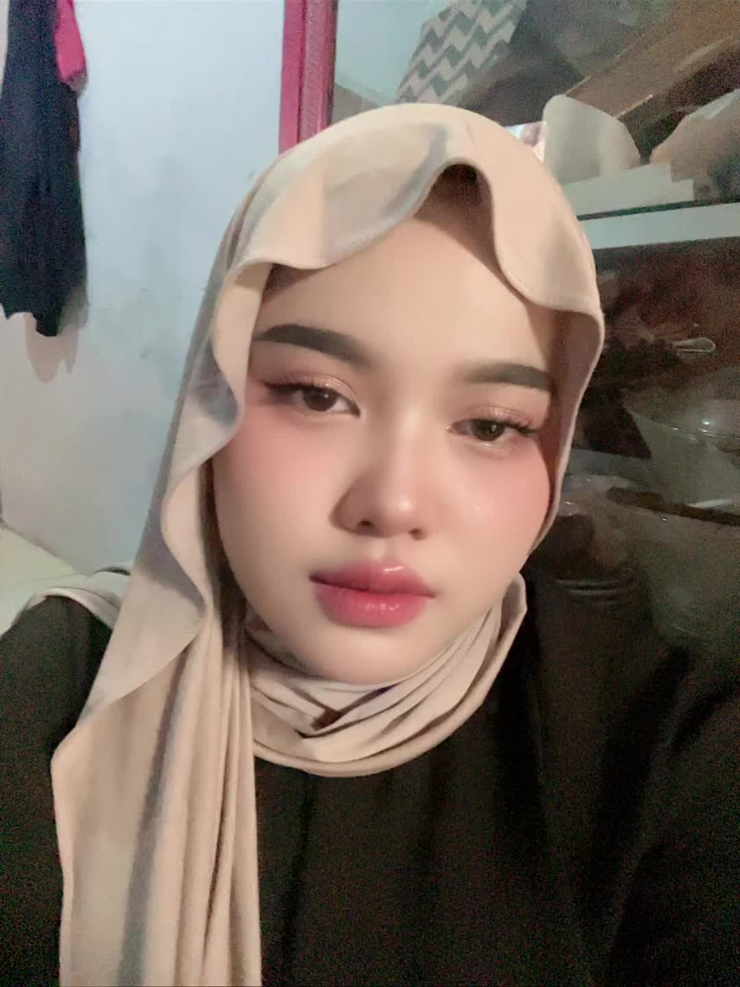 @namanya_dinda 💅