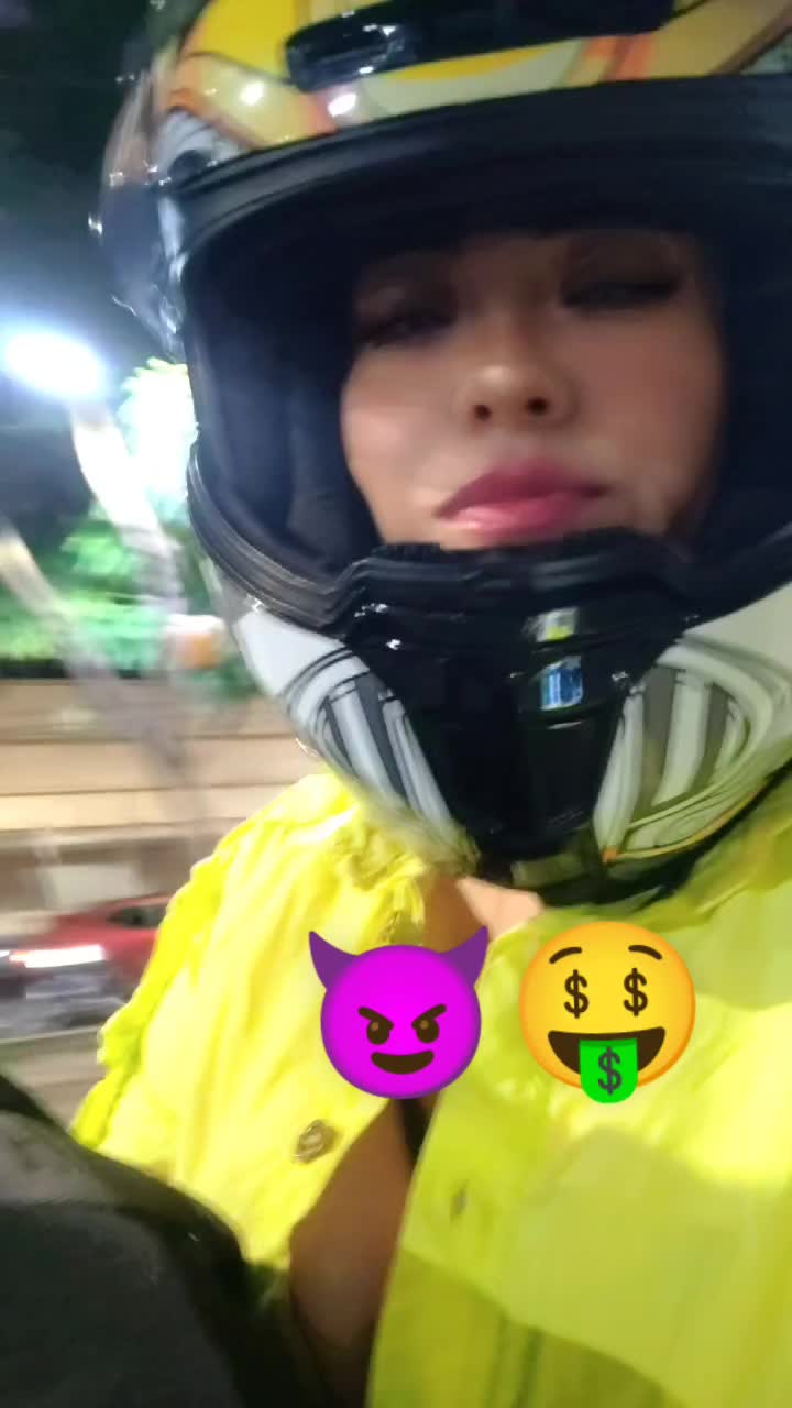 @MADELIIENBM