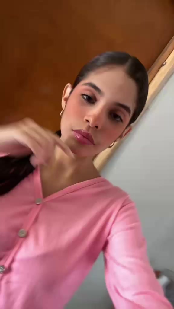 @Camila