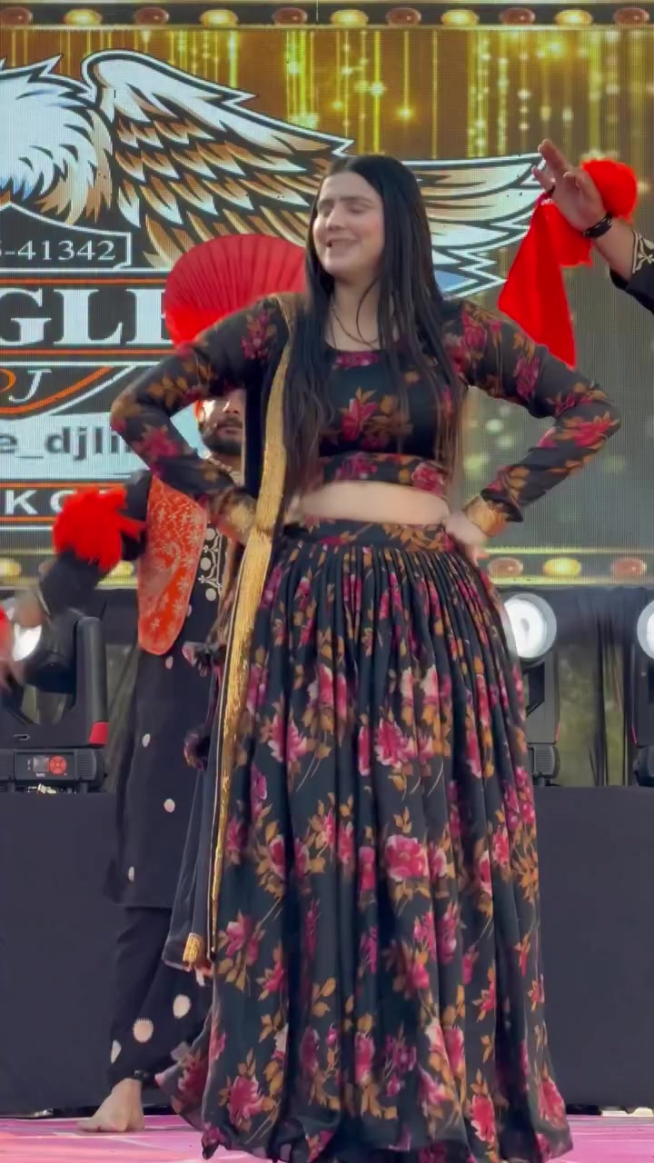 @Aj_Malika011