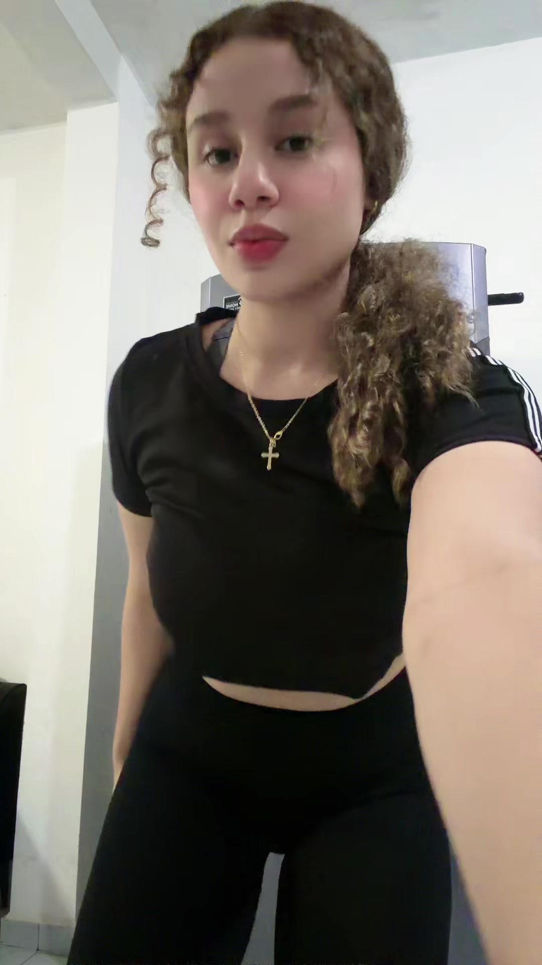 @anishka