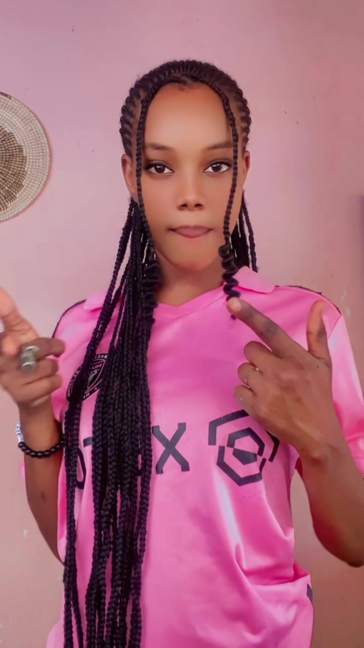 @Pretty——Linda 🫂🤤❤️🩹