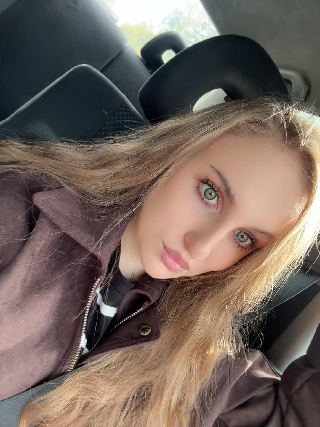 @Viktoria❣️