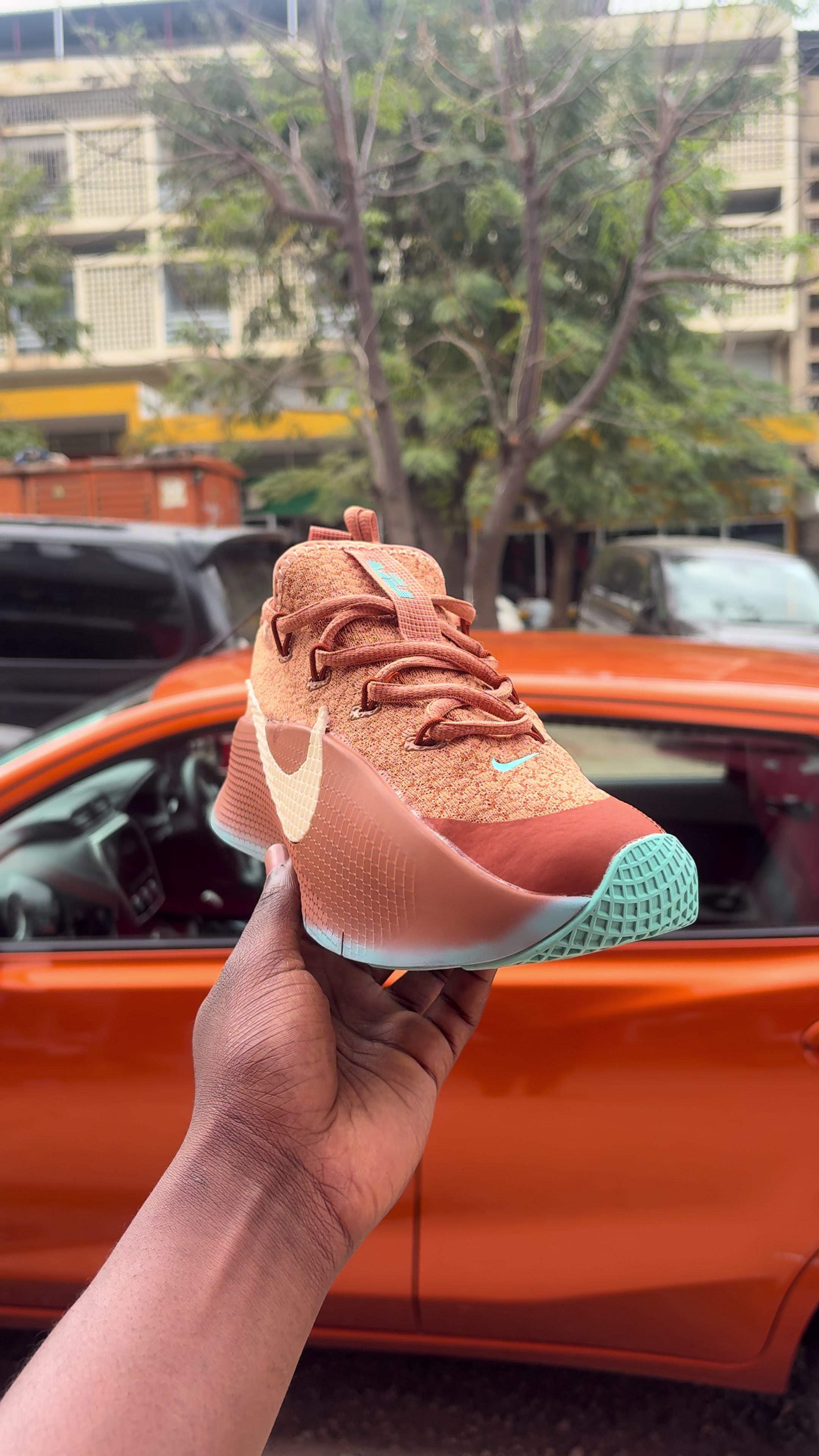 @Schysneakers