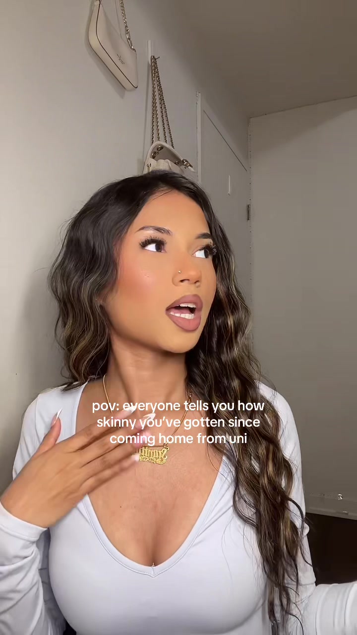 @𝒮