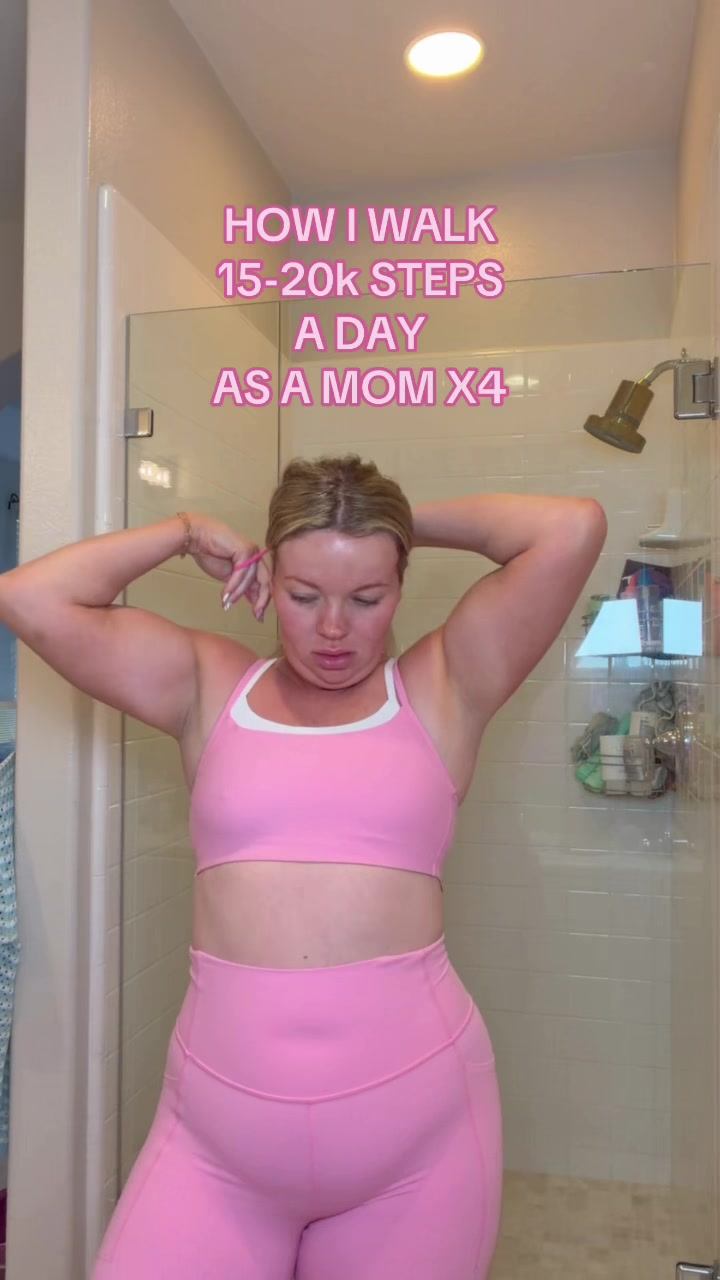 @Olivia May | Mom Style & Hacks