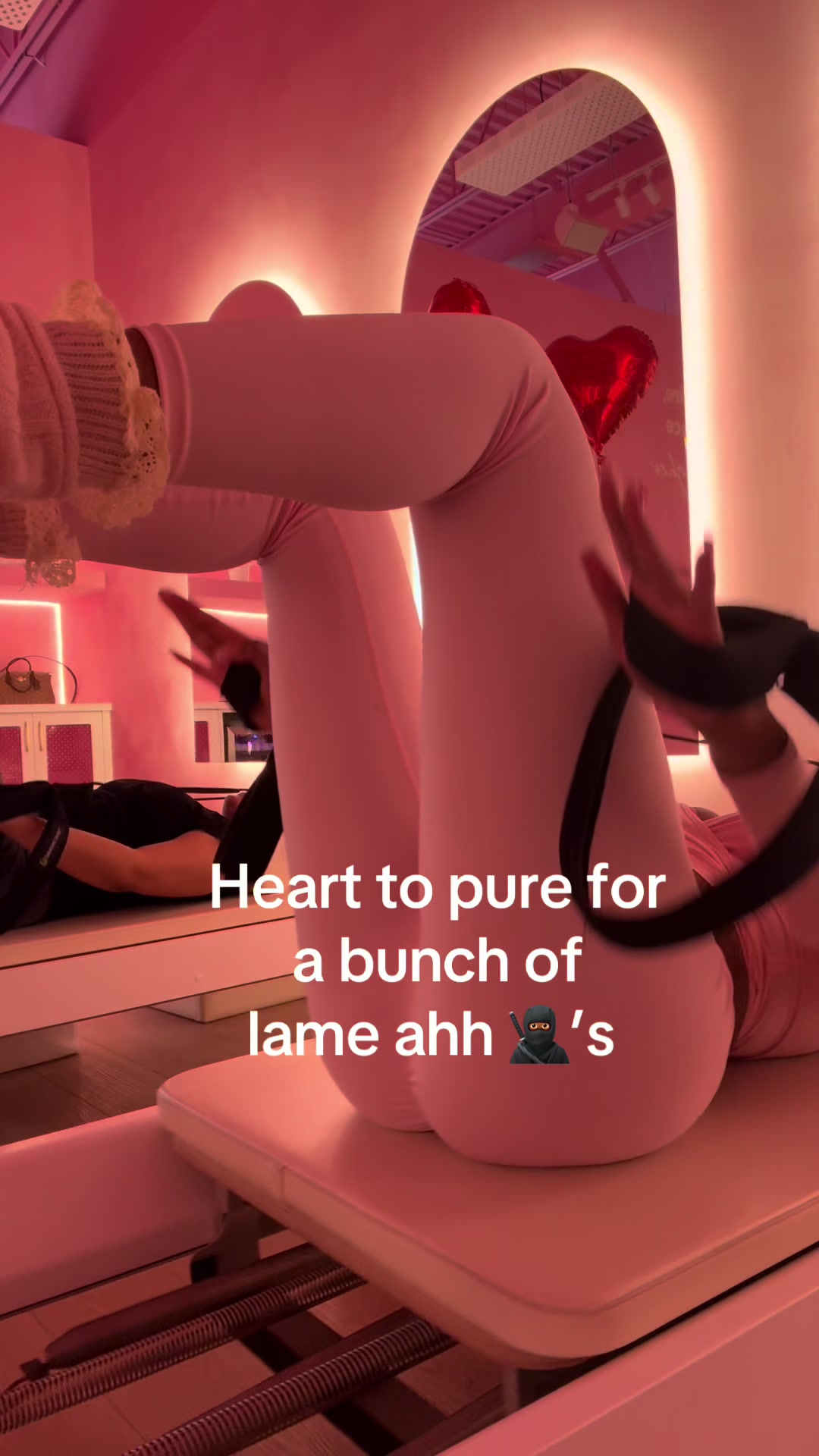 @Angelé