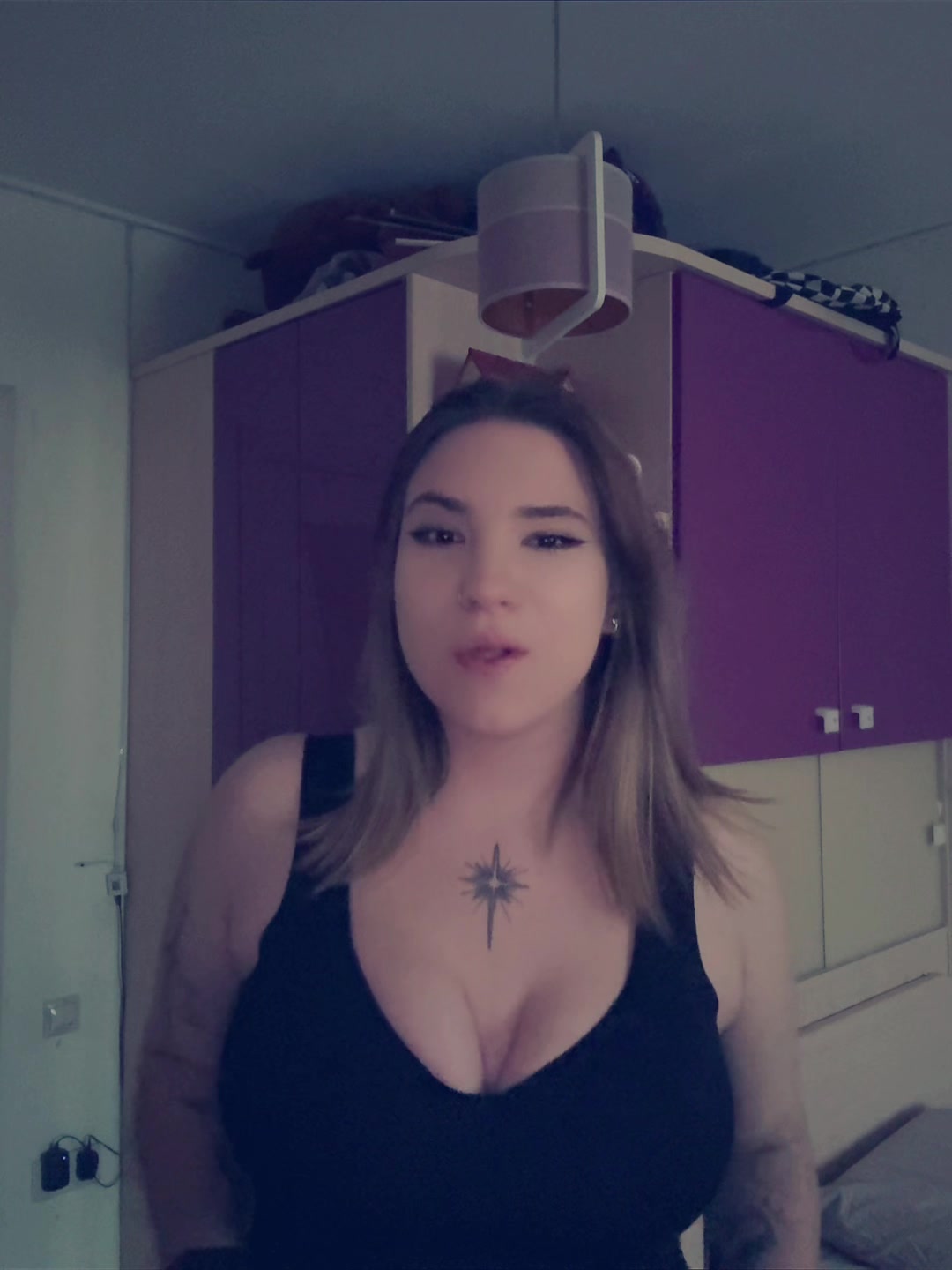 @Тгк: белое полусладкое.