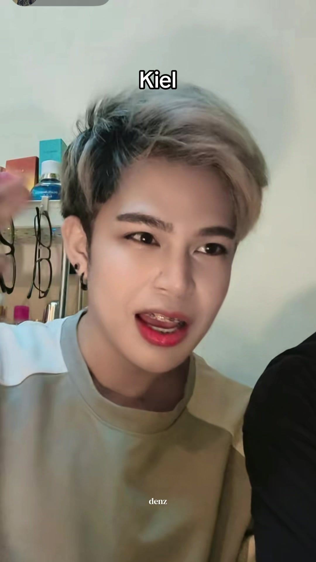 @𝓭𝓮𝓷𝔃 ౨ৎ