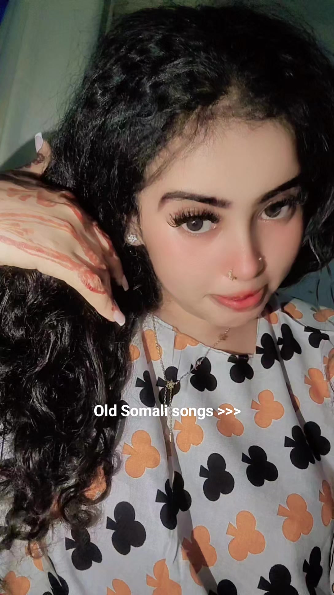 @officialqueencute🥰🤑🥂✅️