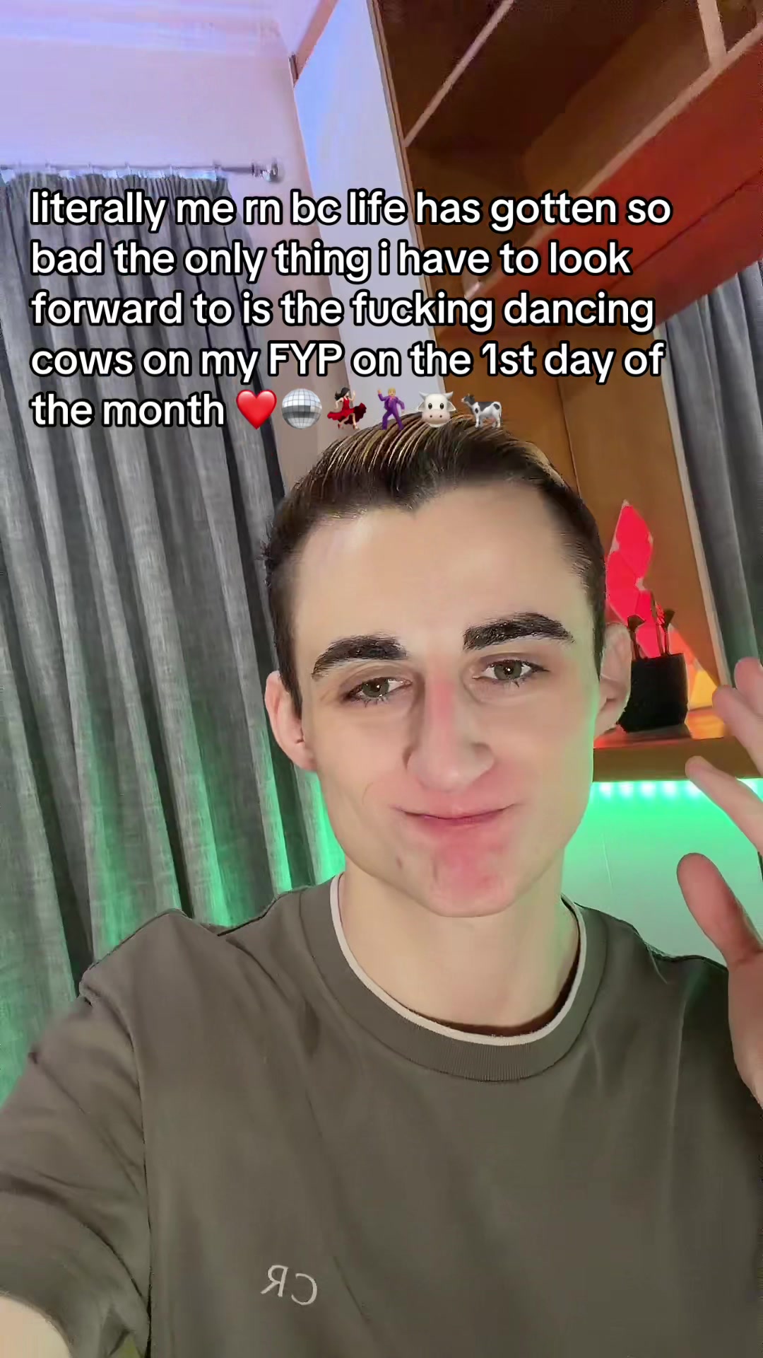 @James 🦦