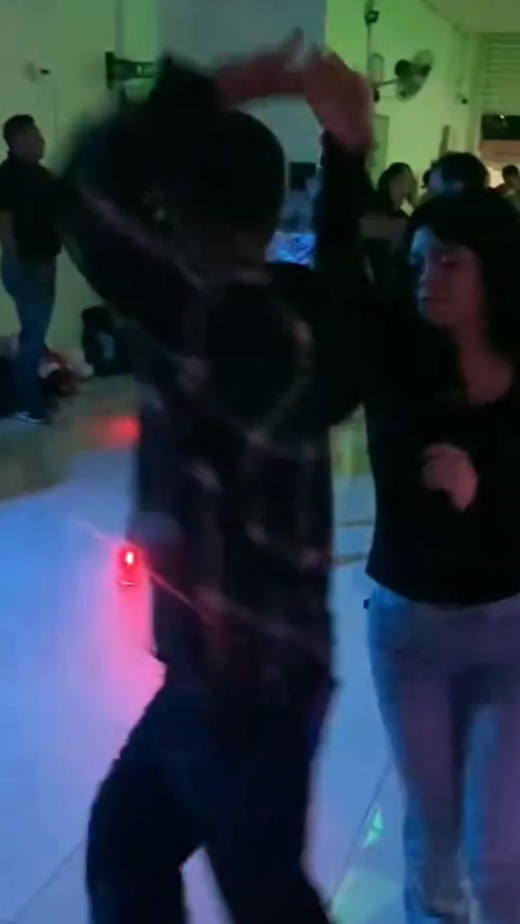 @Mundo  Cumbia