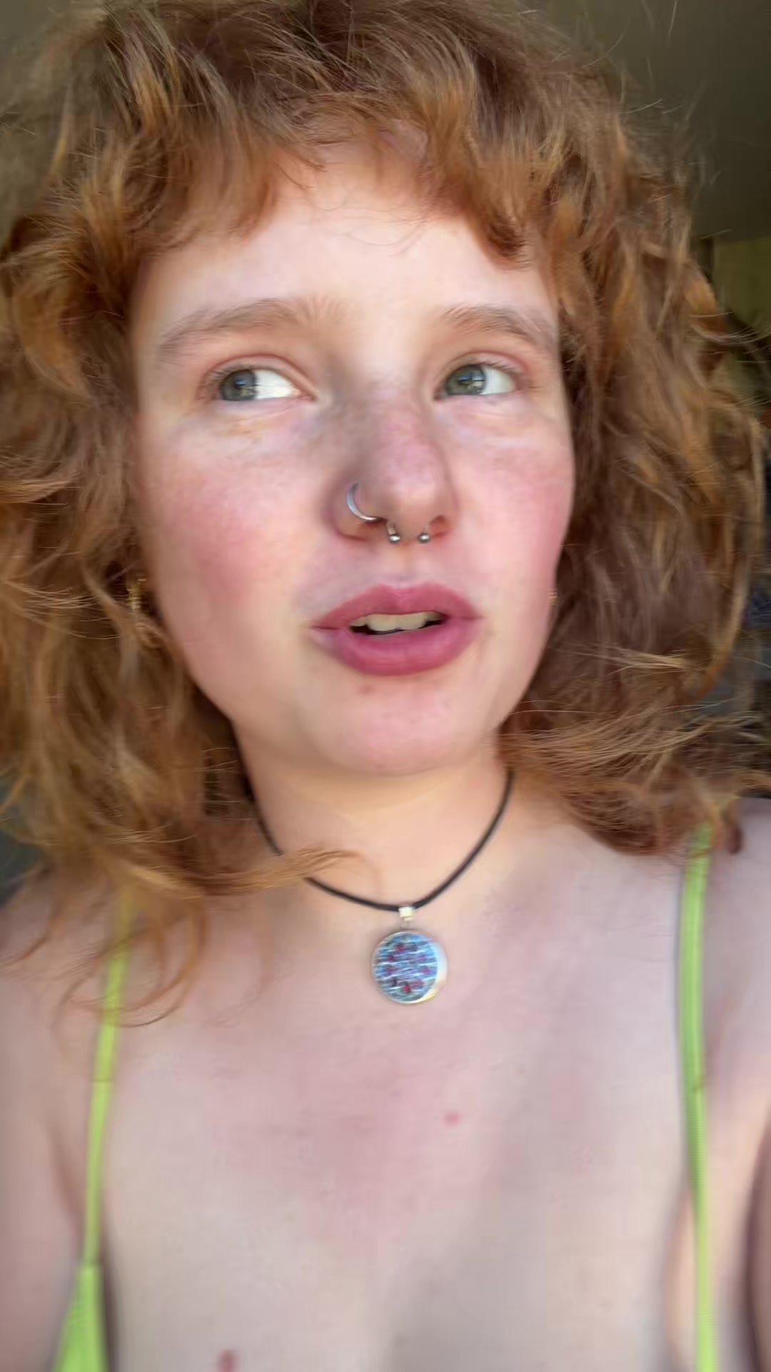 @lizzie