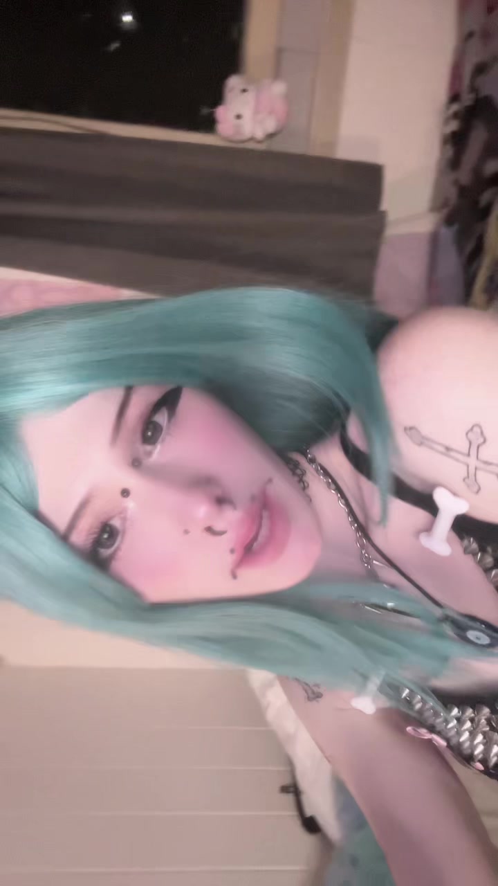 @deadgothlia