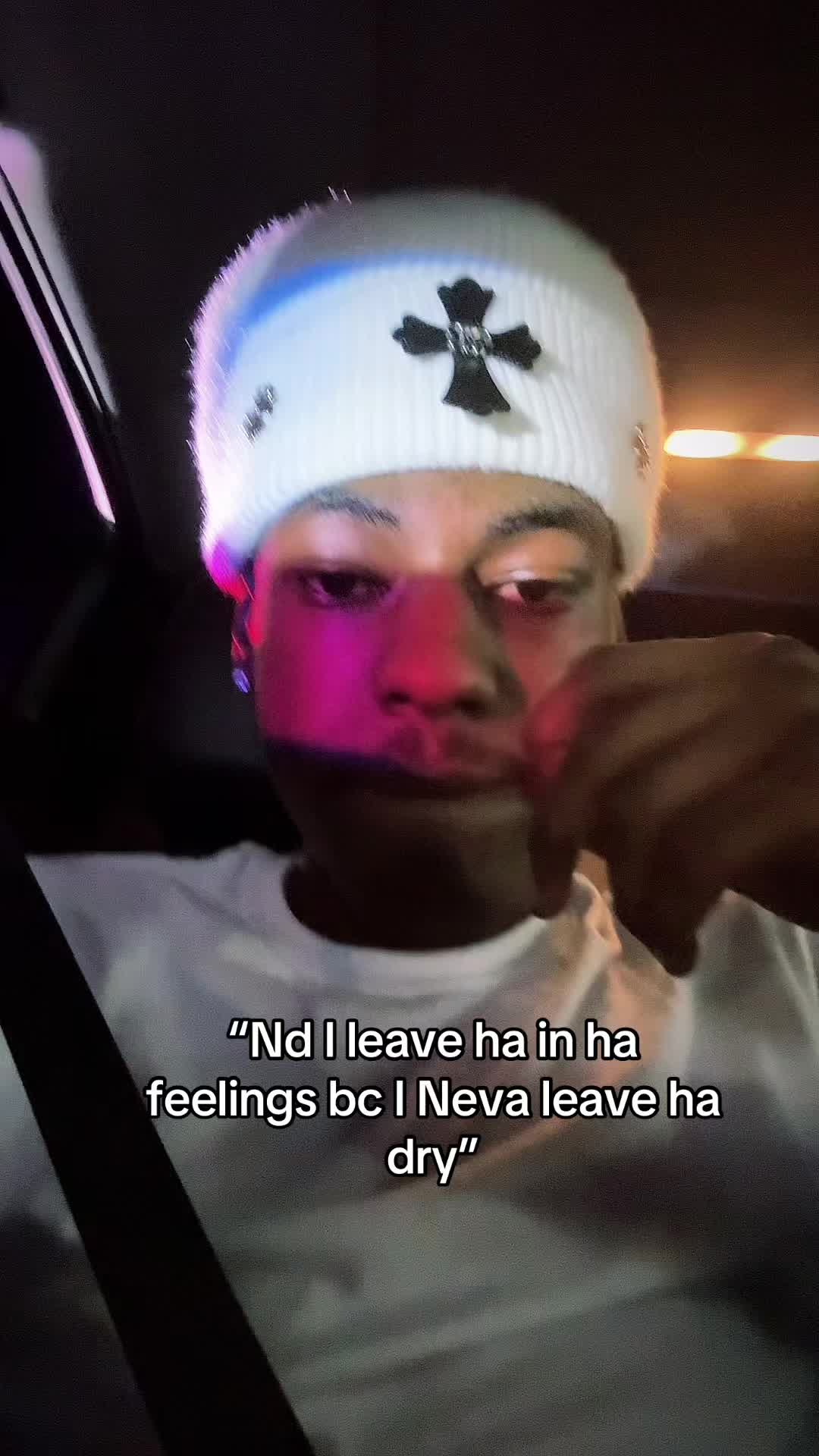 @⃟