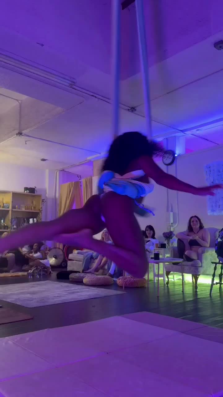 @ICandii Entertainment