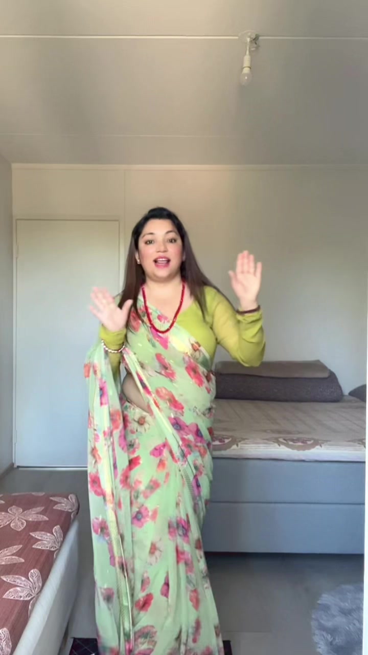 @Reeta Bhandari😊😘