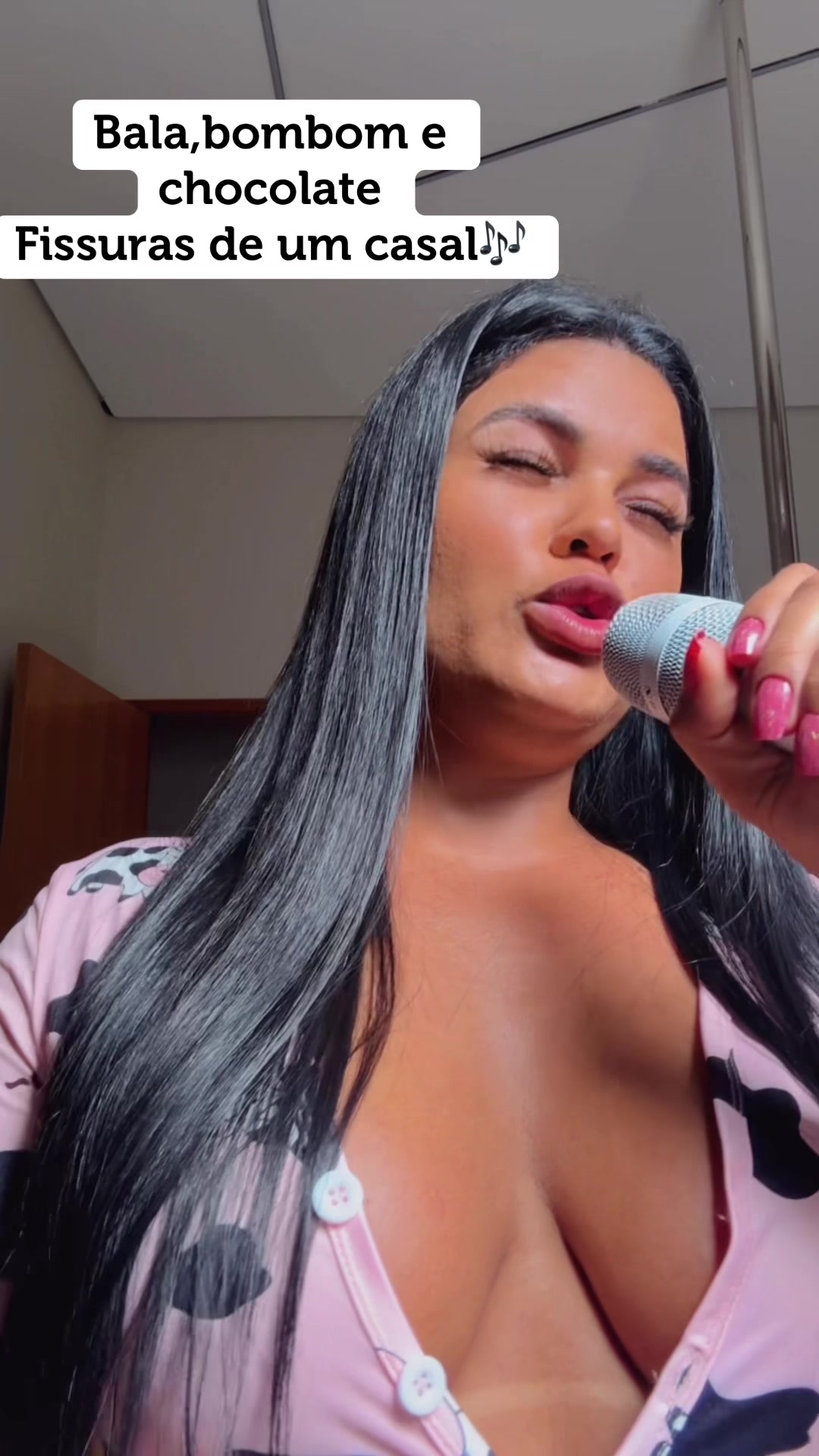 @Ana Júlia Star✨