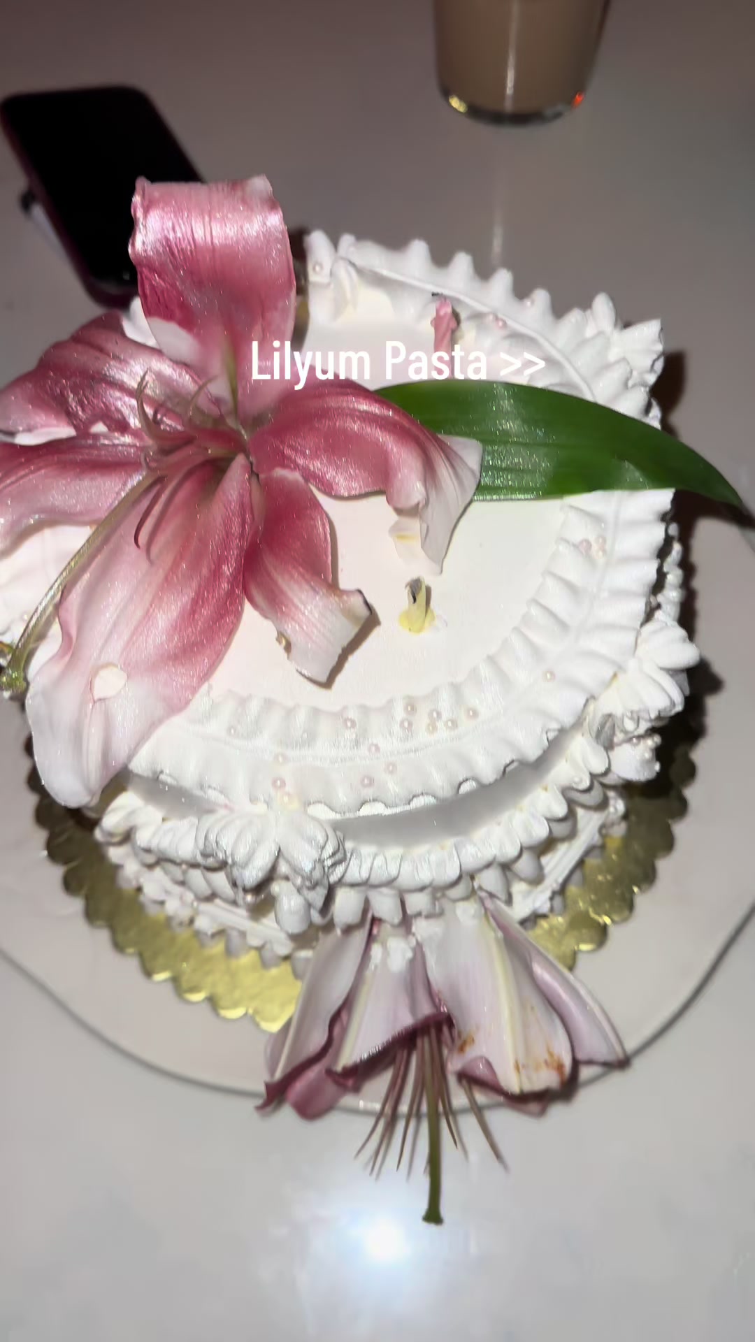 @Zeyneporhann