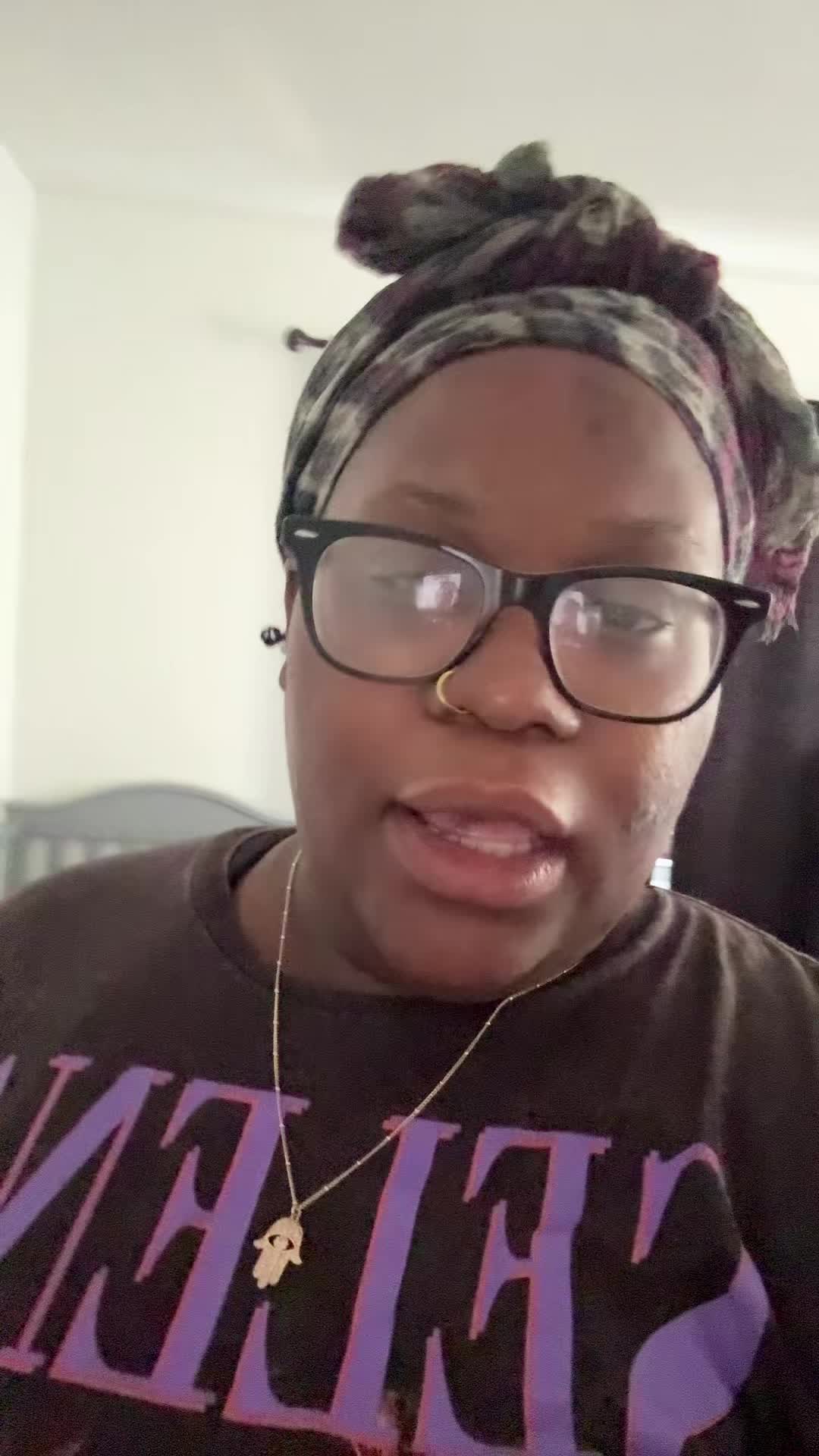 @LipglossQueen27