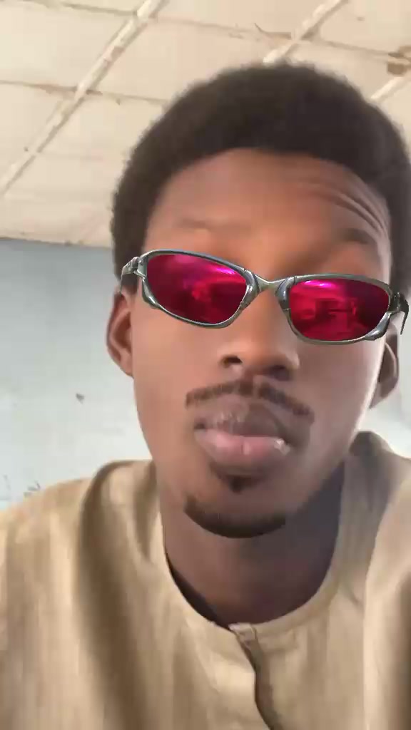 @S̷a̷d̷i̷q̷🫥