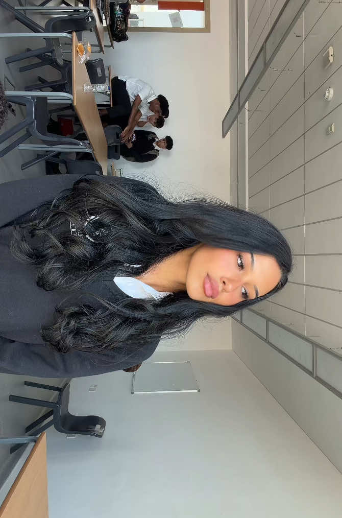 @layanne