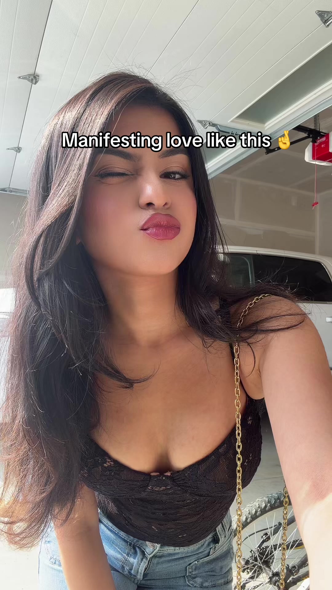 @Anjj21K 🍬