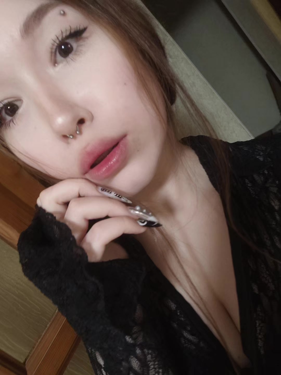 @hotleak