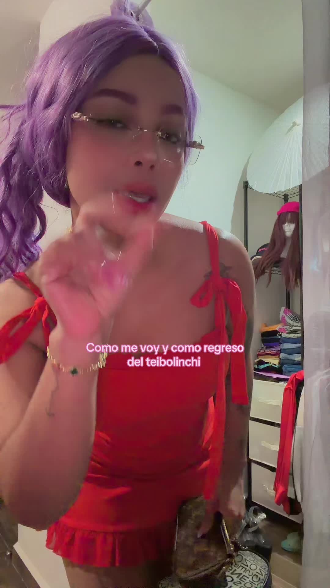 @Evelyn-latina