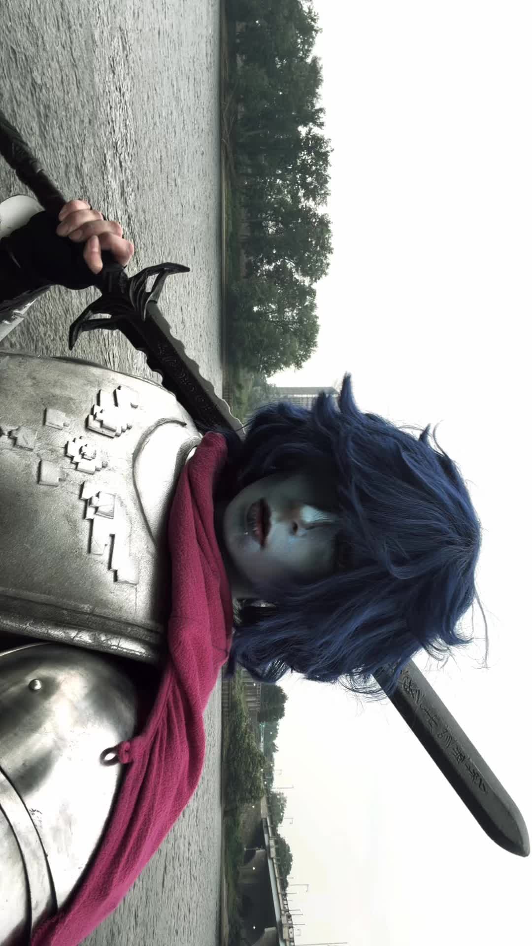 @LunarNoir