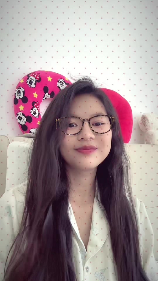 @Nia🇨🇳🇲🇨