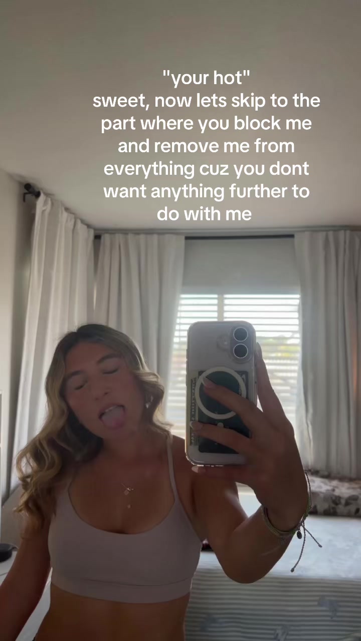 @yurlocaldumbblonde