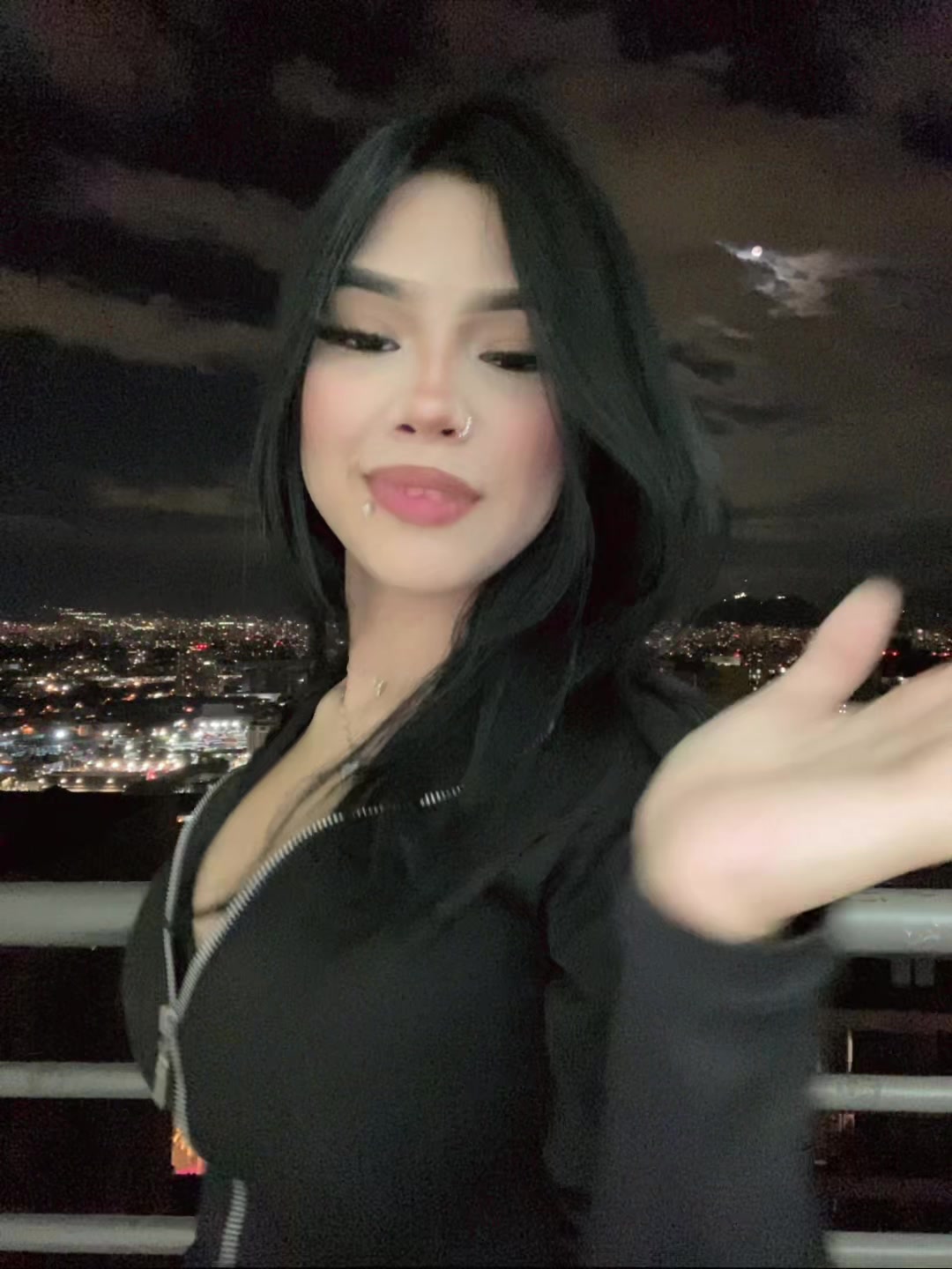@vivi🎀