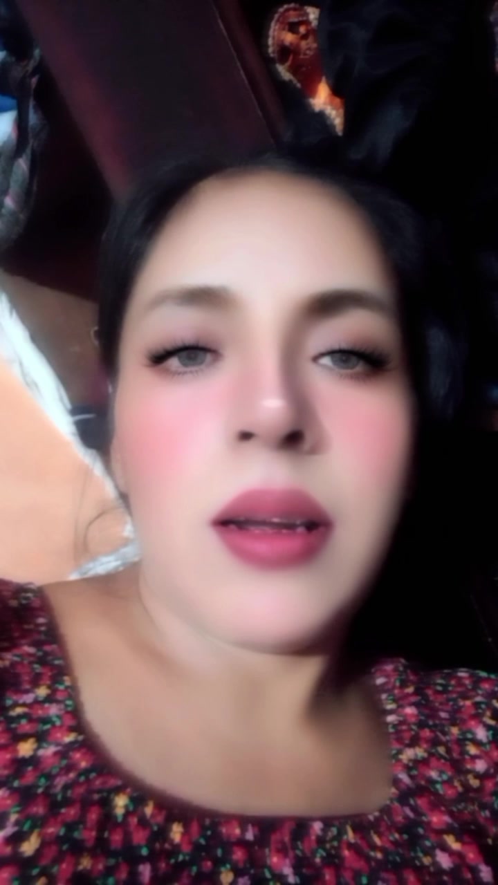 @rebecachiyal2