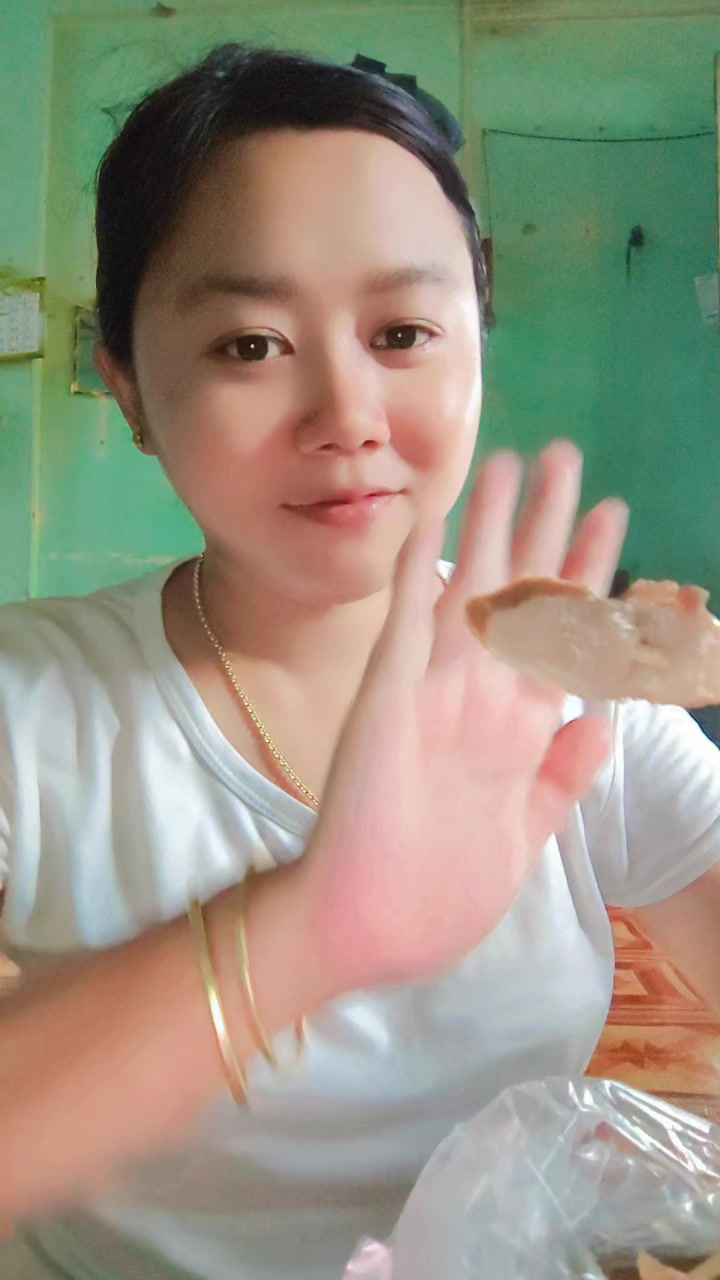 @Kay Khaing Myo968🍉(Meiktila)
