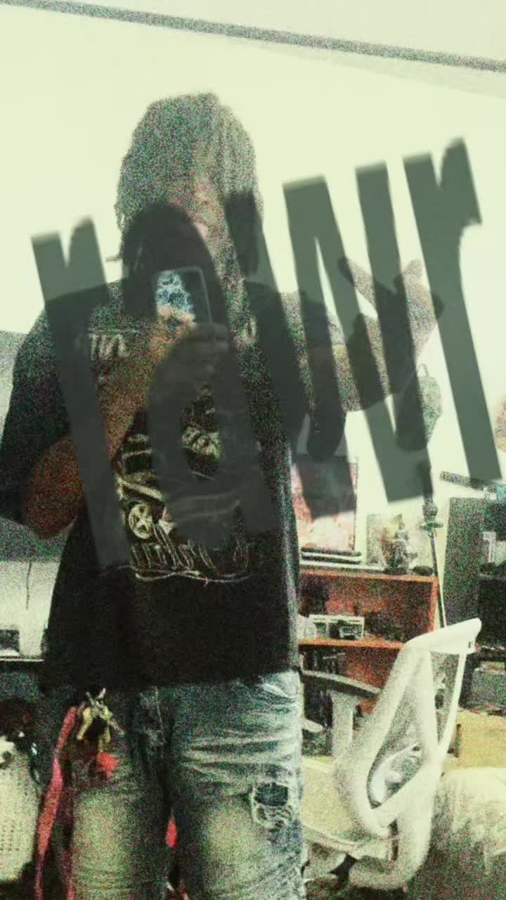 @Gr3y_Demon