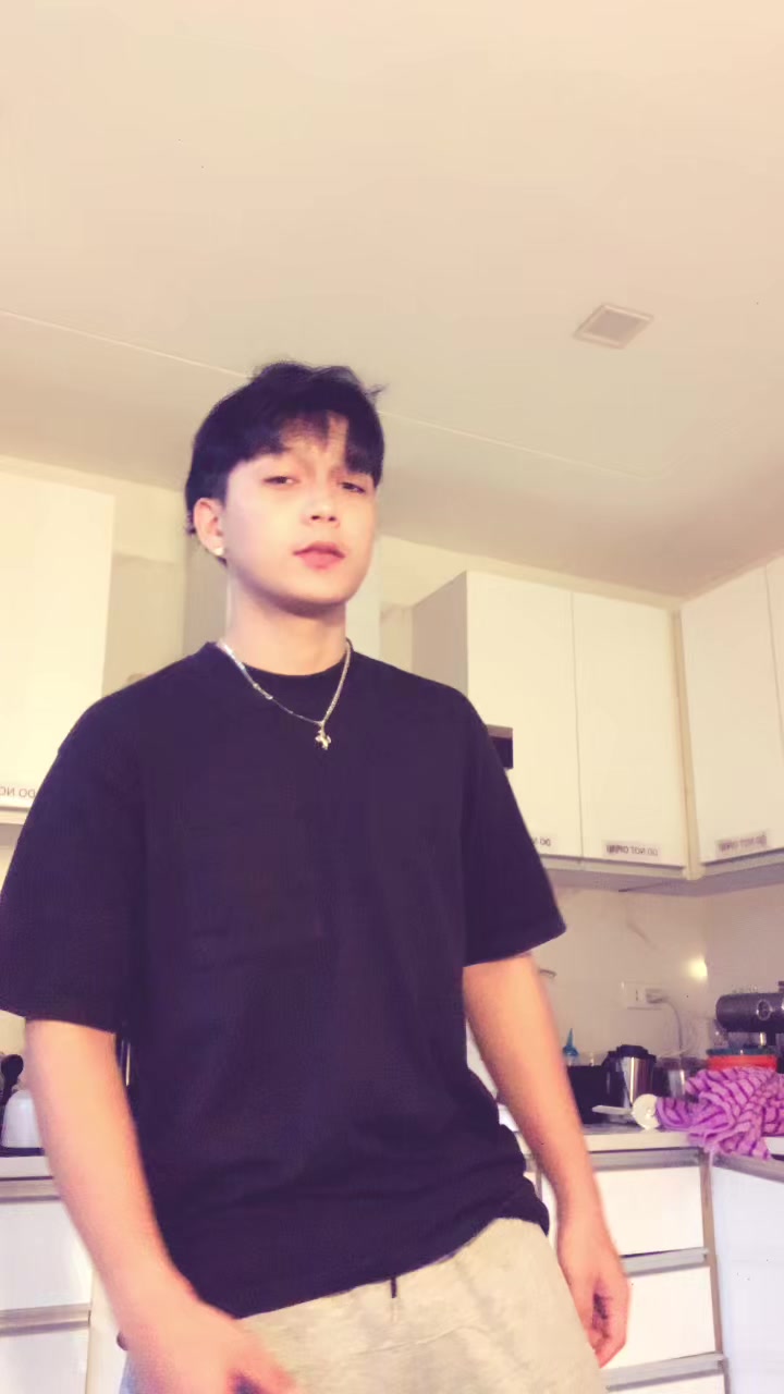 @Phinokyo