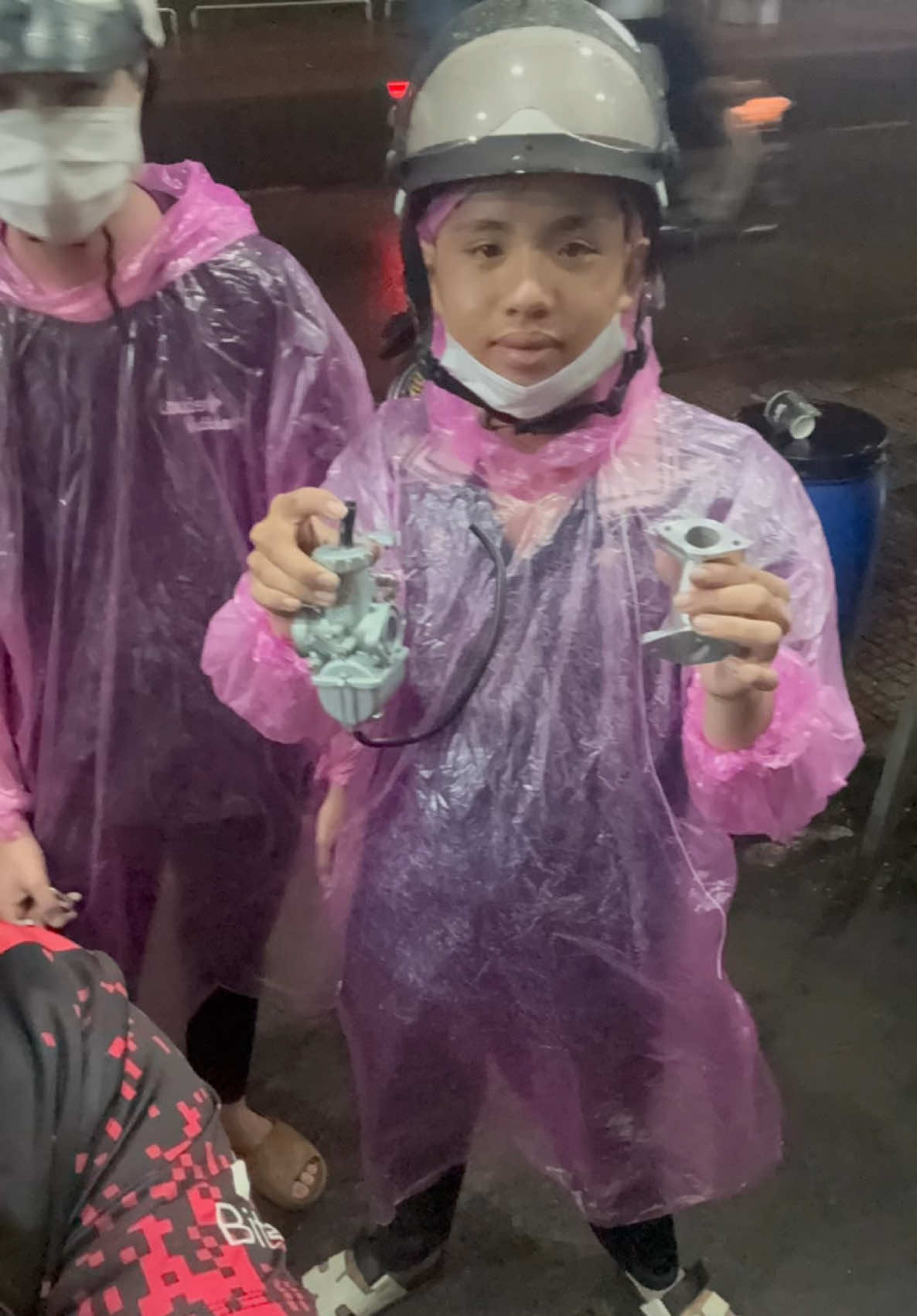 @Thi&ecirc;n Ph&uacute;