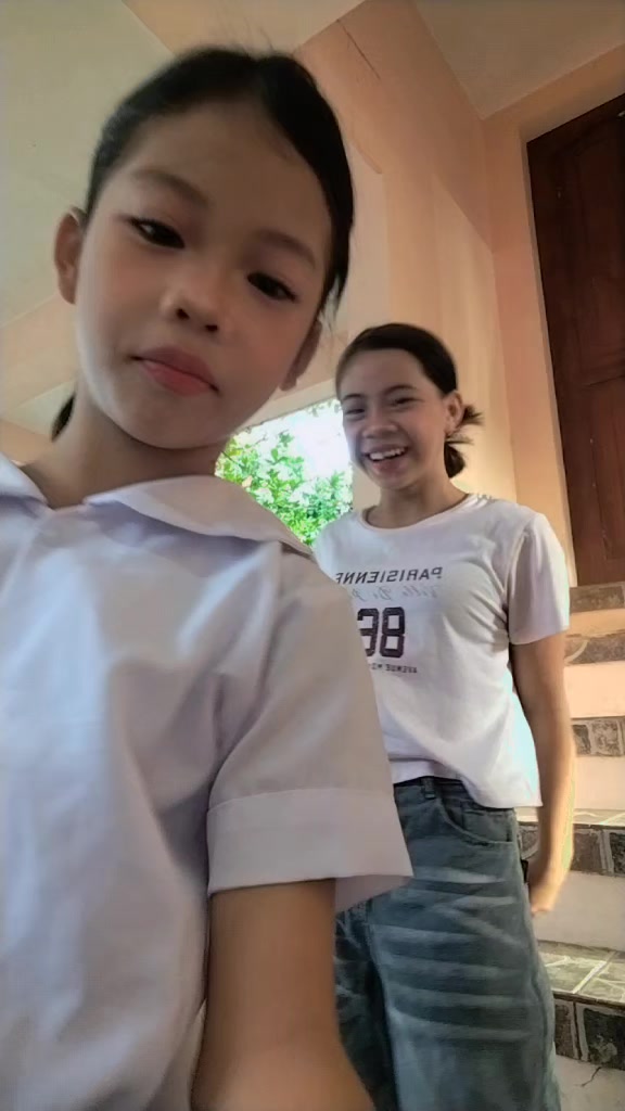 @Alvina and dola