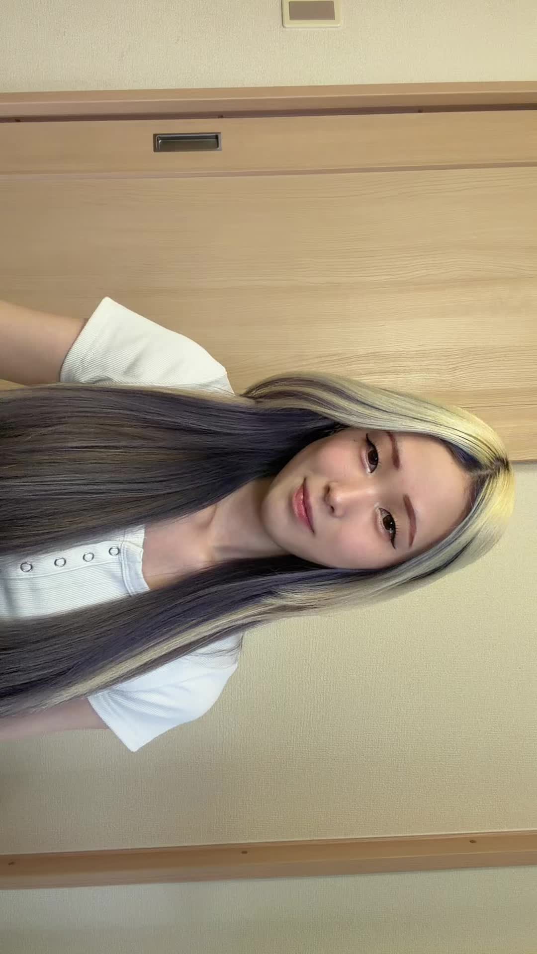 @ゆりな