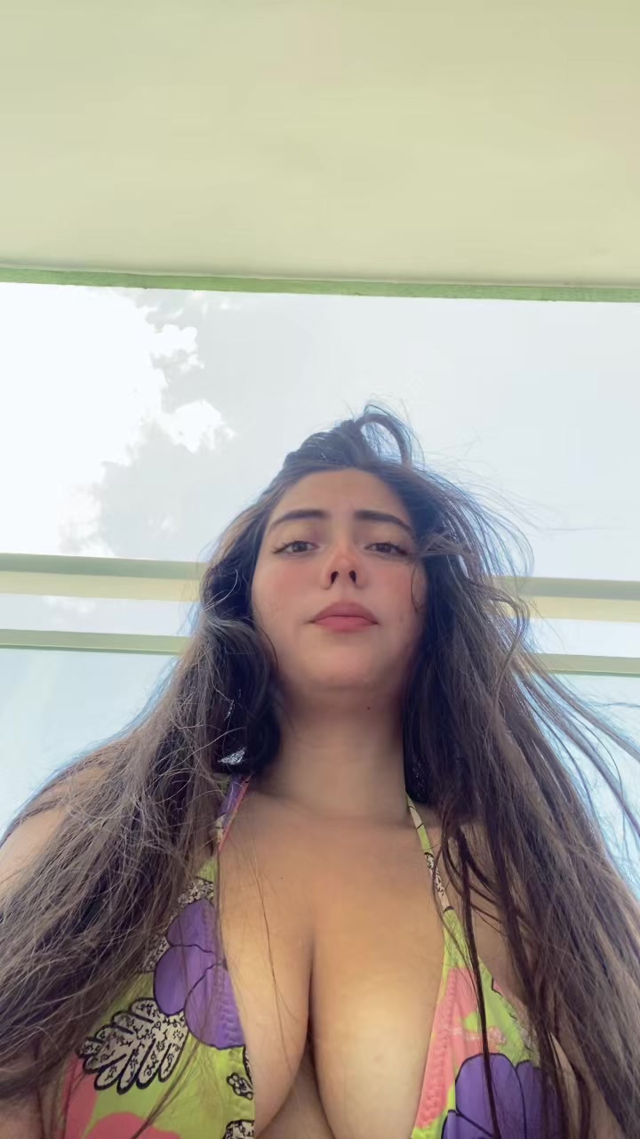 @Abril