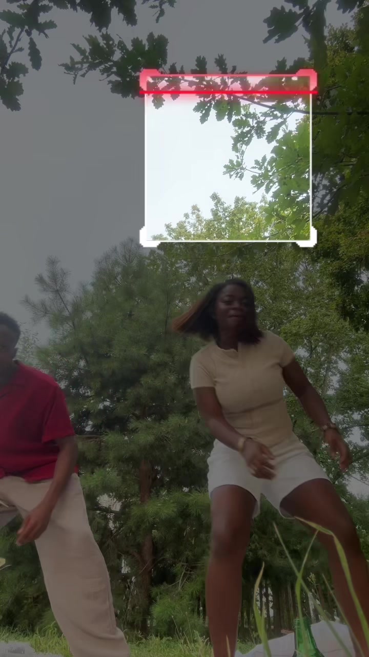 @C Sarah🇨🇲⟭⟬