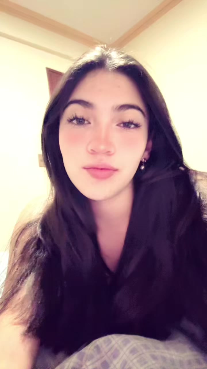 @_Briana_Zotés.