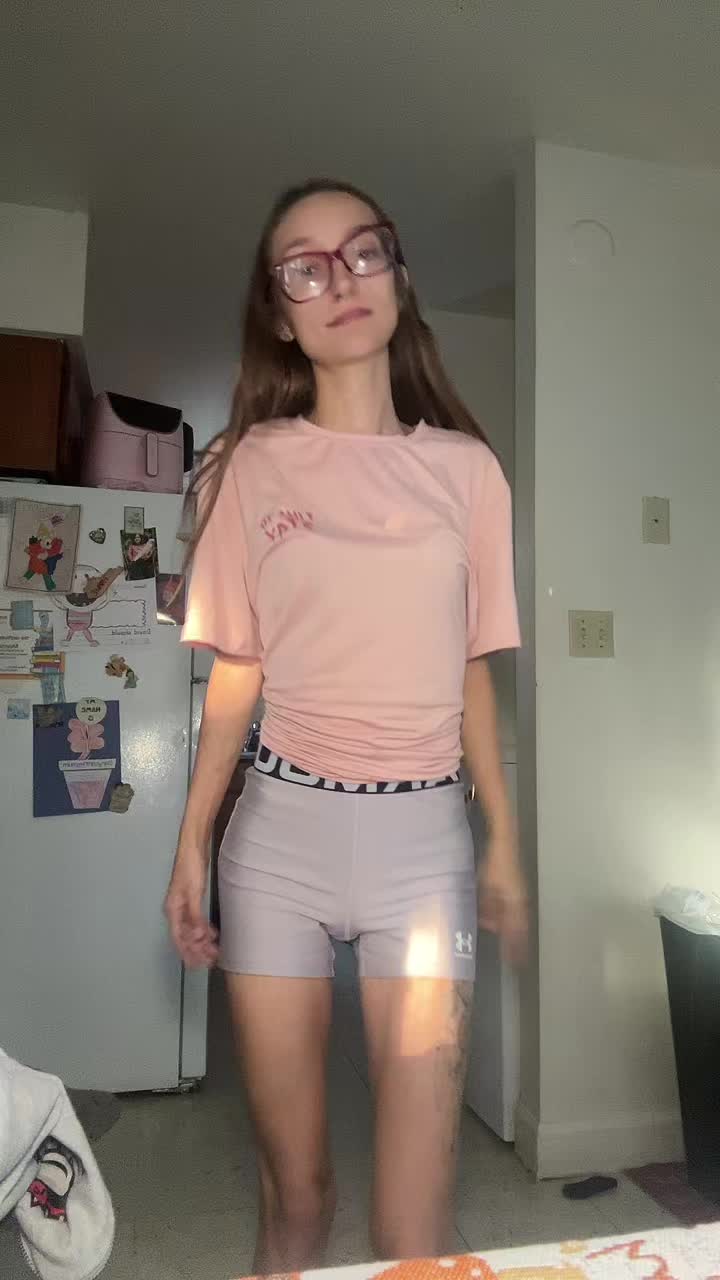 @Megan Perry