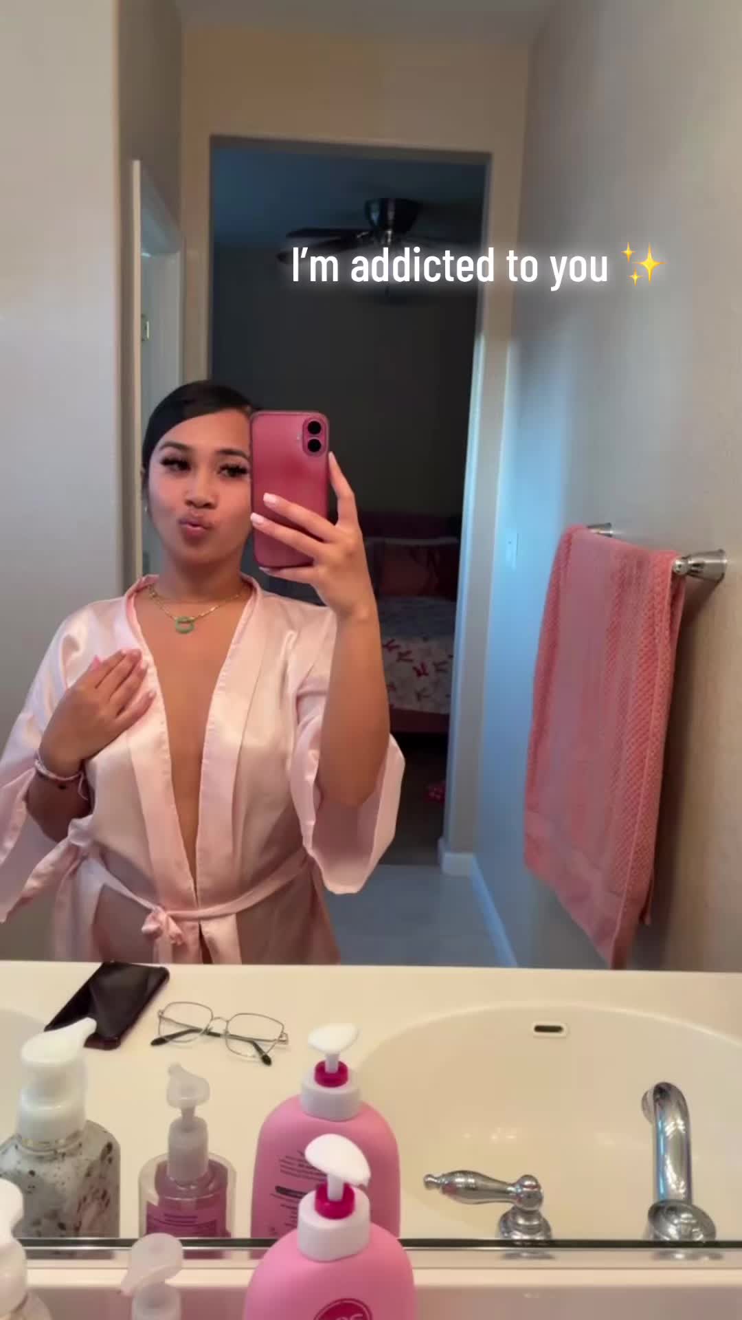 @Queen R ๐ฐ๐ญ
