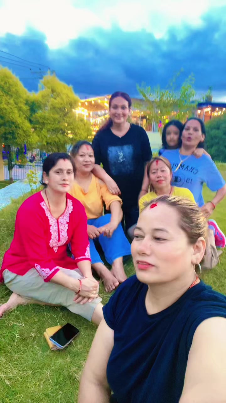 @Manju Gurung